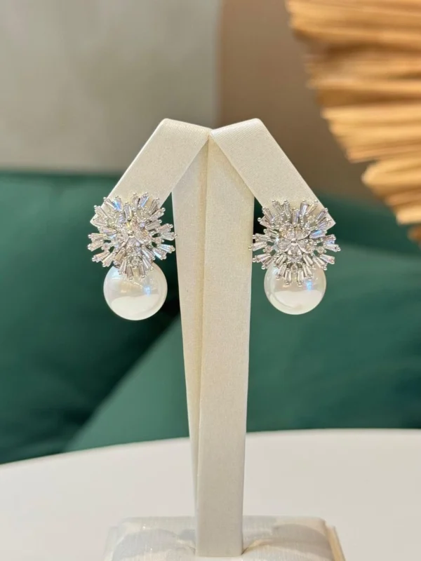 Silver Pearl Earrings