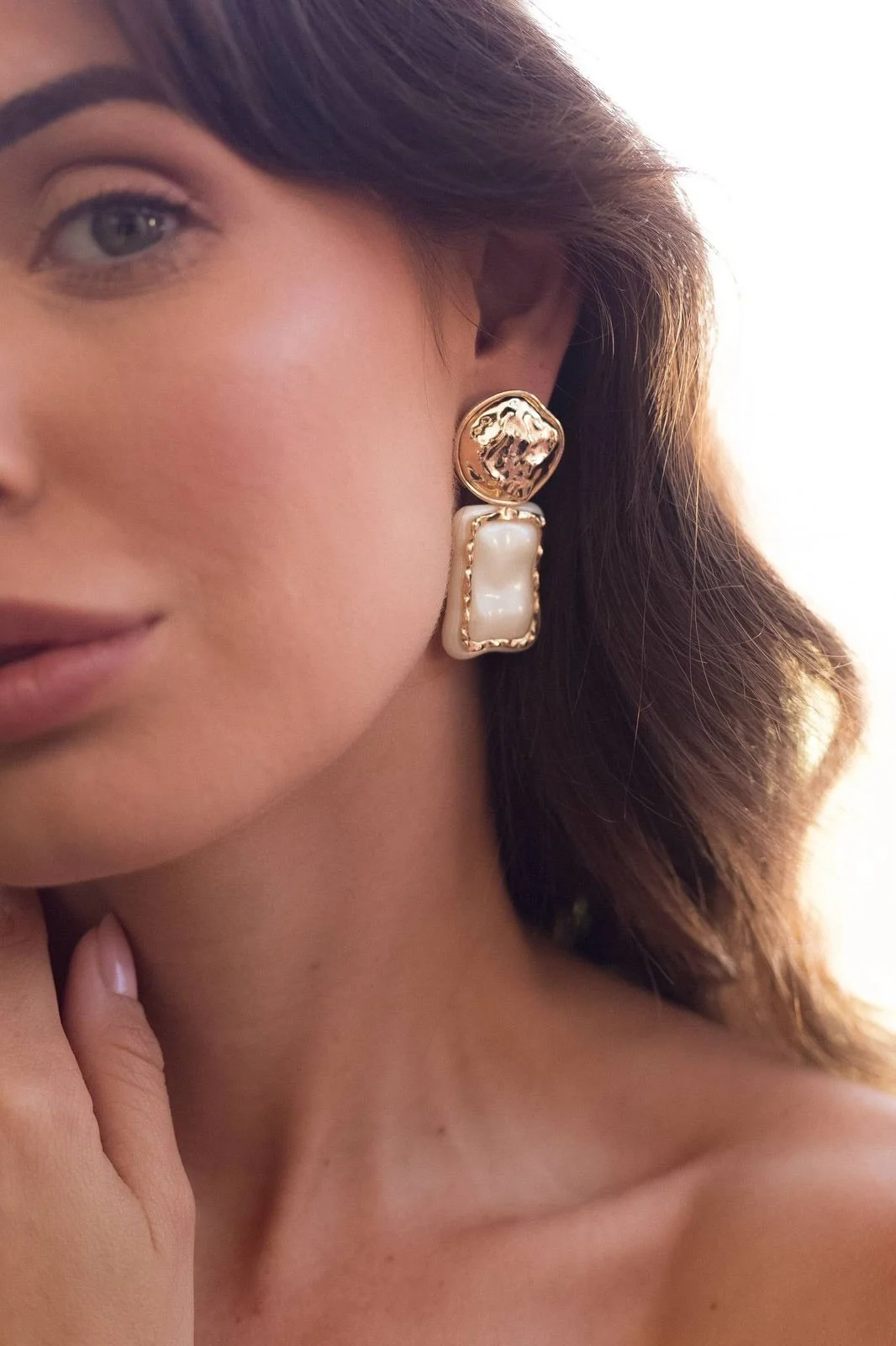 Organic Pearl Earrings with Detailed Frame
