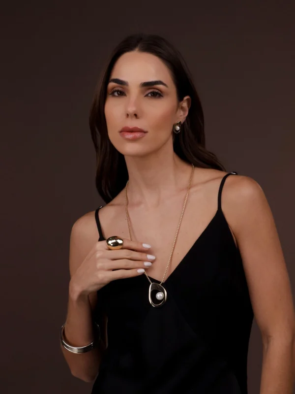 Contemporary Pearl Set